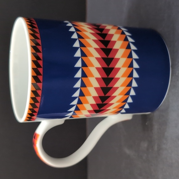 Pendleton Home Collection Suwannee Striped Pattern Native American Design Mug. - Picture 3 of 8